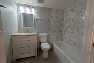 3690 N 56th Ave, Hollywood, FL 33021 - Photo 5
