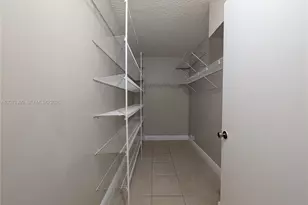 3690 N 56th Ave, Hollywood, FL 33021 - Photo 11