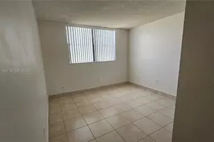 8000 SW 149th Ave, Miami, FL 33193 - Photo 11
