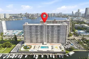 250 174th St, Sunny Isles Beach, FL 33160 - Photo 31