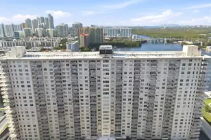 250 174th St, Sunny Isles Beach, FL 33160 - Photo 29