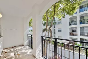 3215 NE 184th St, Aventura, FL 33160 - Photo 13