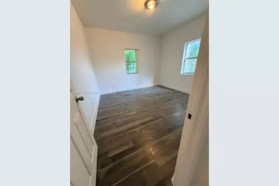 786 NW 75th St #F, Miami, FL 33150 - Photo 3