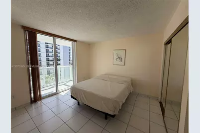 2457 Collins Ave #1405, Miami Beach, FL 33140 - Photo 11