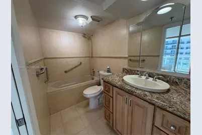 2457 Collins Ave #1405, Miami Beach, FL 33140 - Photo 19
