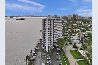 11930 N Bayshore Dr #1407, North Miami, FL 33181 - Photo 25