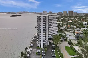 11930 N Bayshore Dr, North Miami, FL 33181 - Photo 25