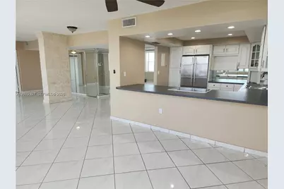 11930 N Bayshore Dr #1407, North Miami, FL 33181 - Photo 7