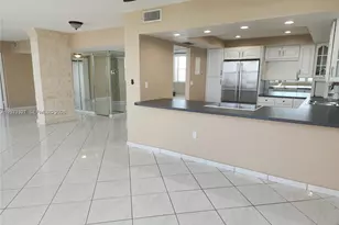 11930 N Bayshore Dr, North Miami, FL 33181 - Photo 7