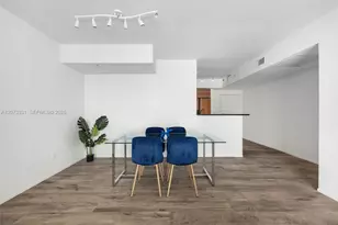 335 S Biscayne Blvd, Miami, FL 33131 - Photo 19
