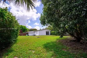 11600 NE 6th Ave, Biscayne Park, FL 33161 - Photo 21