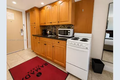 19201 Collins Ave #828, Sunny Isles Beach, FL 33160 - Photo 7
