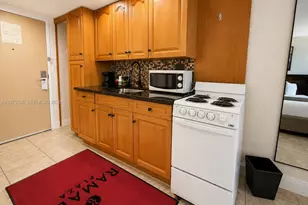 19201 Collins Ave, Sunny Isles Beach, FL 33160 - Photo 7