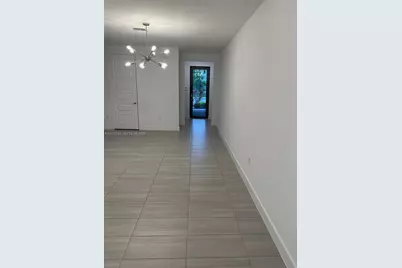 10445 NW 81st Ter #10445, Doral, FL 33178 - Photo 5