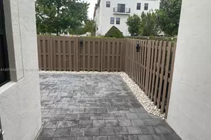 10445 NW 81st Terrace, Doral, FL 33178 - Photo 21