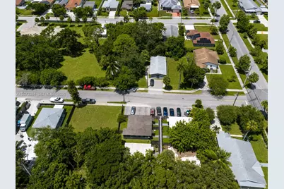 429 NW 14th Ave, Fort Lauderdale, FL 33311 - Photo 7