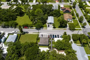 429 NW 14th Ave, Fort Lauderdale, FL 33311 - Photo 7