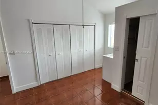 2770 W 61st Pl, Hialeah, FL 33016 - Photo 5