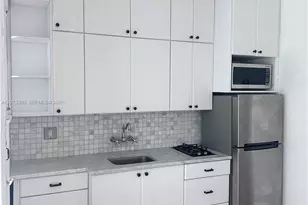 1560 Jefferson Ave, Miami Beach, FL 33139 - Photo 1