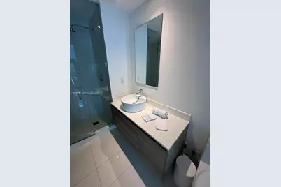 121 NE 34th St #1001, Miami, FL 33137 - Photo 27