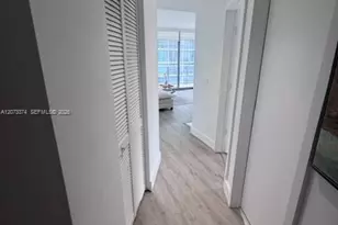 121 NE 34th St, Miami, FL 33137 - Photo 23