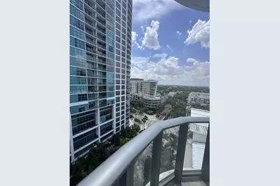 121 NE 34th St #1001, Miami, FL 33137 - Photo 37