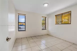 10212 NW 129th St, Hialeah Gardens, FL 33018 - Photo 31