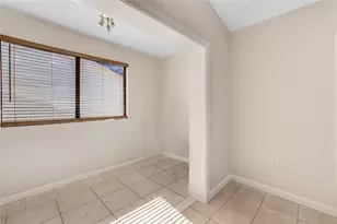 10212 NW 129th St, Hialeah Gardens, FL 33018 - Photo 25