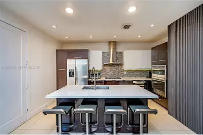 6428 NW 104th Ct, Doral, FL 33178 - Photo 13