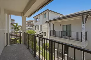 4532 NW 83 Passage, Doral, FL 33166 - Photo 19