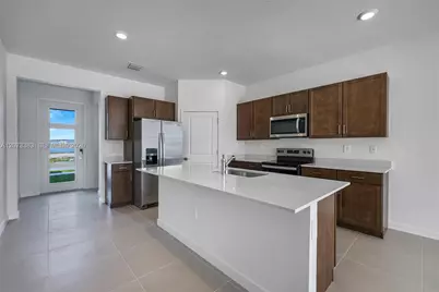 113 NE 17th Ave, Homestead, FL 33033 - Photo 15