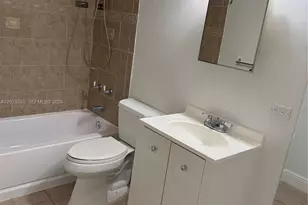 210 SW 11th St, Miami, FL 33130 - Photo 7