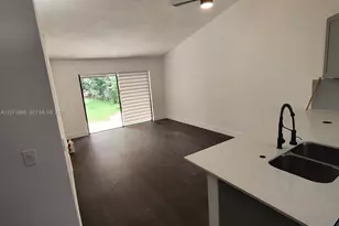 9952 Burl Way, Orlando, FL 32817 - Photo 3