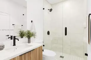 11323 NE 3rd Ave, Miami Shores, FL 33161 - Photo 19
