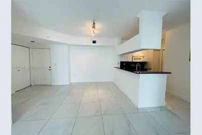17150 N Bay Rd #2902, Sunny Isles Beach, FL 33160 - Photo 1