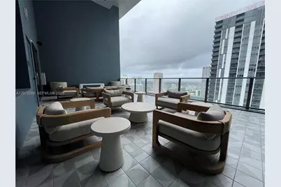 121 NE 5th St #1710, Miami, FL 33132 - Photo 31