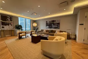 121 NE 5th St, Miami, FL 33132 - Photo 27