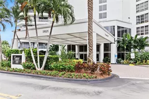 19101 NE 36th Ct, Aventura, FL 33180 - Photo 1