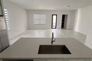 4321 SW 173rd Ave, Miramar, FL 33029 - Photo 7