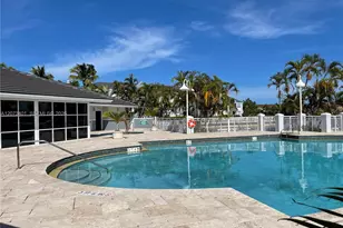 8580 SW 212th St, Cutler Bay, FL 33189 - Photo 33