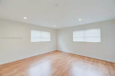 359 10th St, Lake Park, FL 33403 - Photo 21