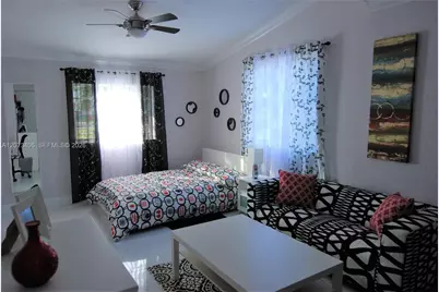 1435 SW 82nd Pl #N/A, Miami, FL 33144 - Photo 1