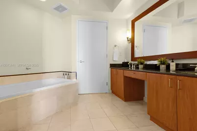 18001 Collins Ave #1514, Sunny Isles Beach, FL 33160 - Photo 7