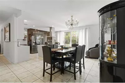 8741 NW 110th Ave, Doral, FL 33178 - Photo 13