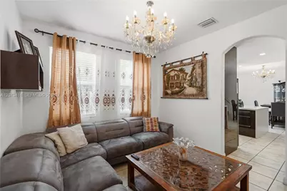 8741 NW 110th Ave, Doral, FL 33178 - Photo 11
