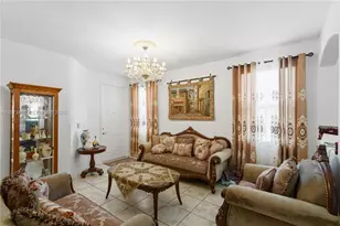 8741 NW 110th Ave, Doral, FL 33178 - Photo 7