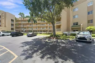 7739 Southampton Terrace, Tamarac, FL 33321 - Photo 3