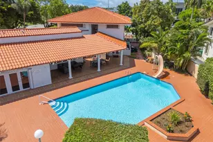 8390 SW 2nd St, Miami, FL 33144 - Photo 1
