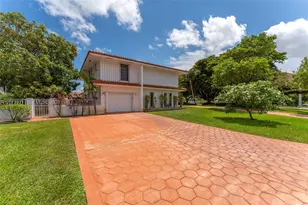 8390 SW 2nd St, Miami, FL 33144 - Photo 7