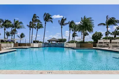 4779 Collins Ave #3708, Miami Beach, FL 33140 - Photo 5